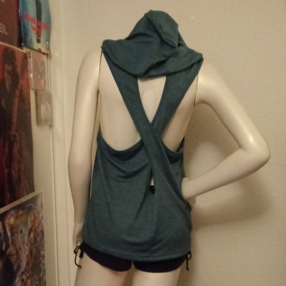 Victoria Secret Hoody tank - Picture 6 of 16
